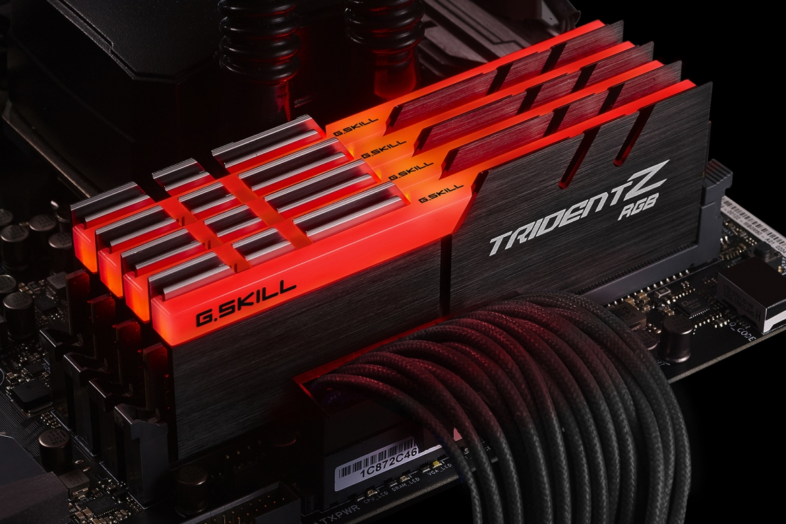 G.SKILL F4-3200C16Q-32GTZR 32GB (4 x 8GB) DDR4 3200 Desktop Memory - Image 5