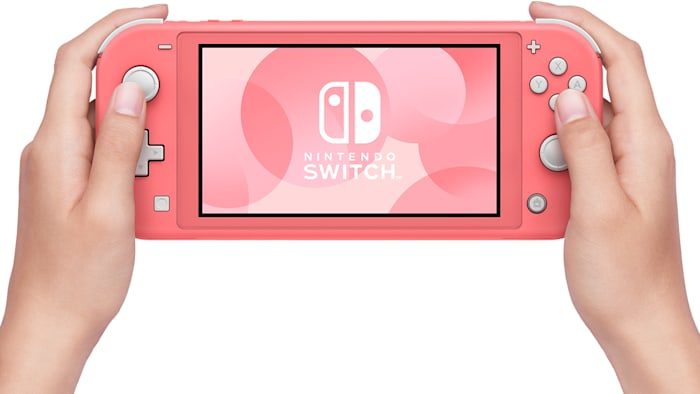 Nintendo Switch 32GB Lite CORAL - HDHSPAZAA-R
