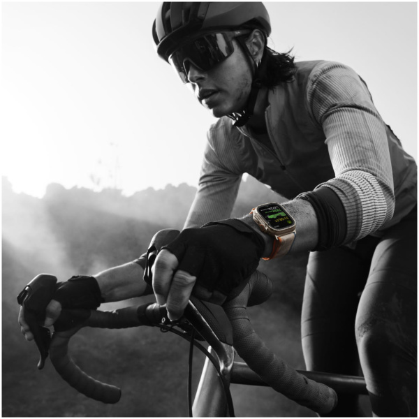 Apple Watch Ultra 2 [GPS + Cellular 49mm] Smartwatch with Rugged Titanium Case & Blue Ocean Band - Image 5