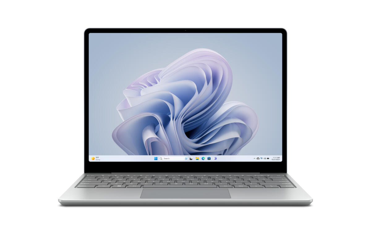 Microsoft Surface Laptop Go 3 Core™ i5-1235U 256GB SSD 8GB 12.3" (1536x1024) TOUCHSCREEN WIN11 PLATINUM FRENCH Keyboard Layout
